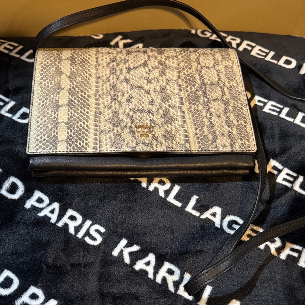 MCM Authentic Black & White Snakeskin Crossbody Bag/Clutch Excellent Condition